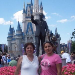 Meet your Posher, Antonia